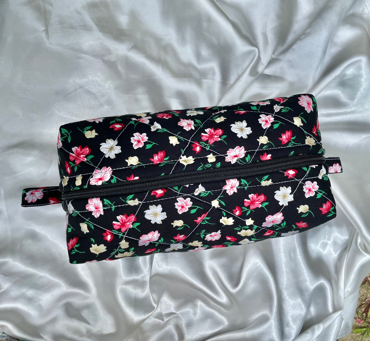 Noir Bloom Medium Box Pouch