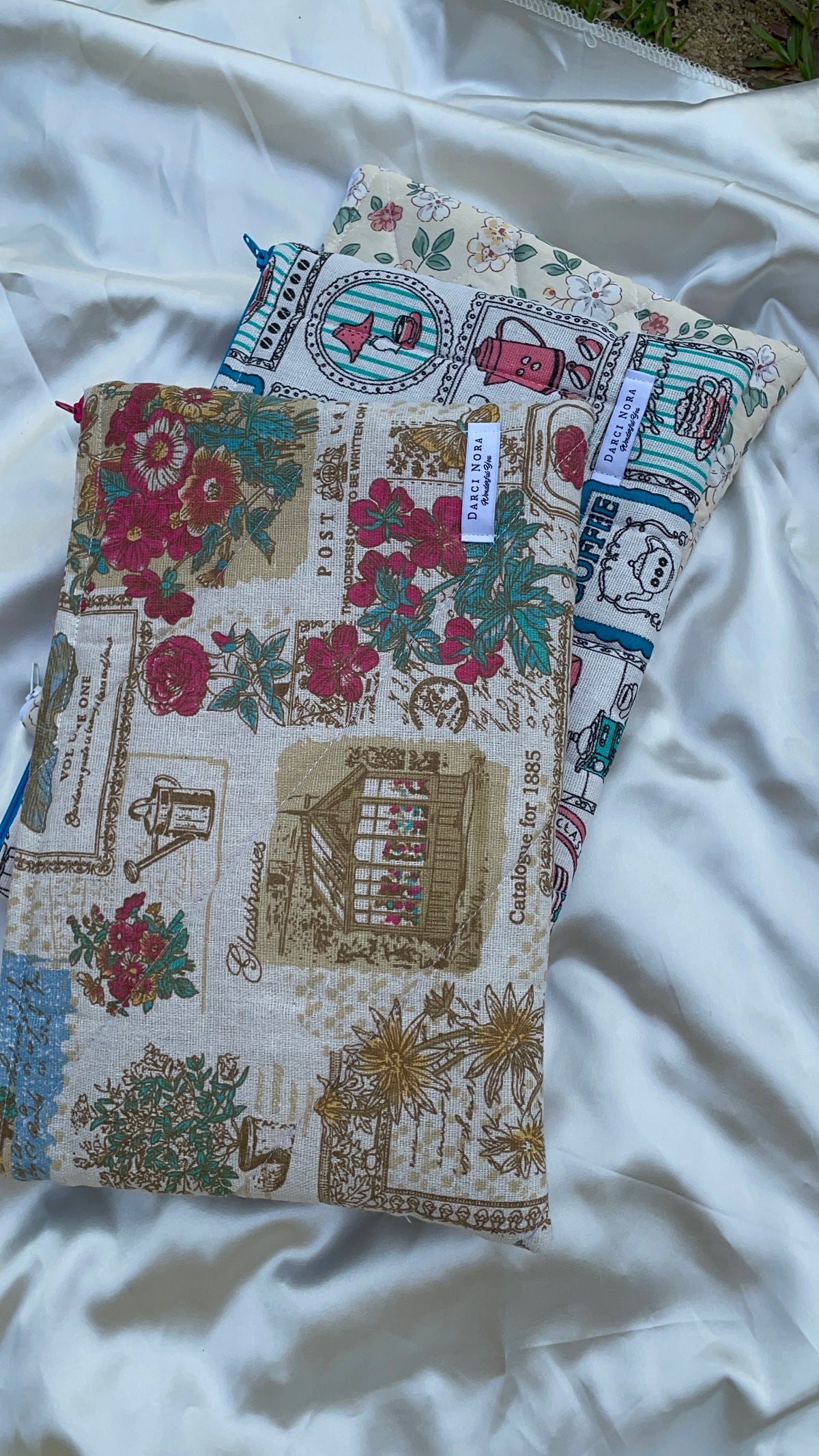French Cafe Tablet/Utility Sleeve