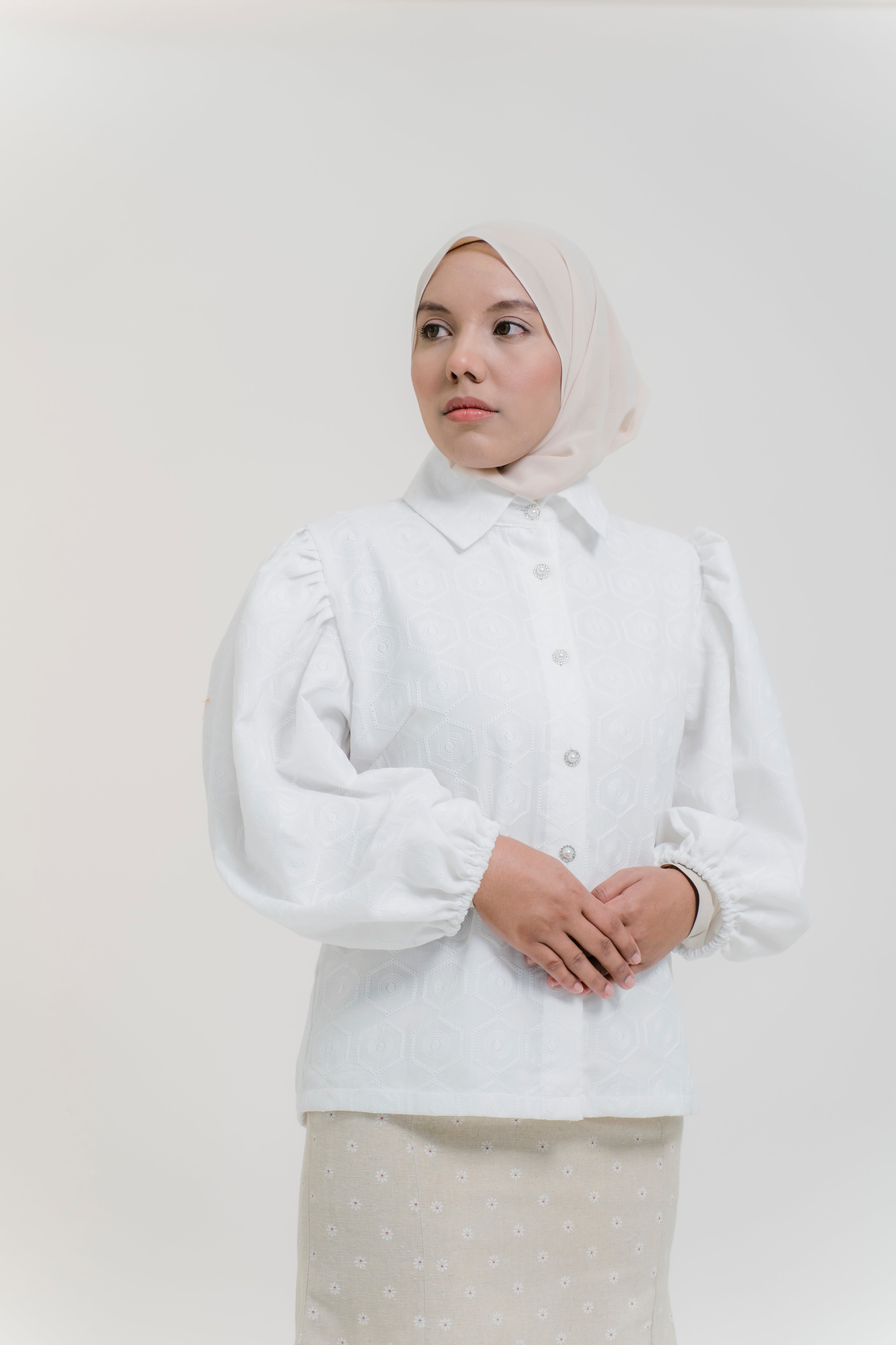 Bennet Top in Alabaster Prism