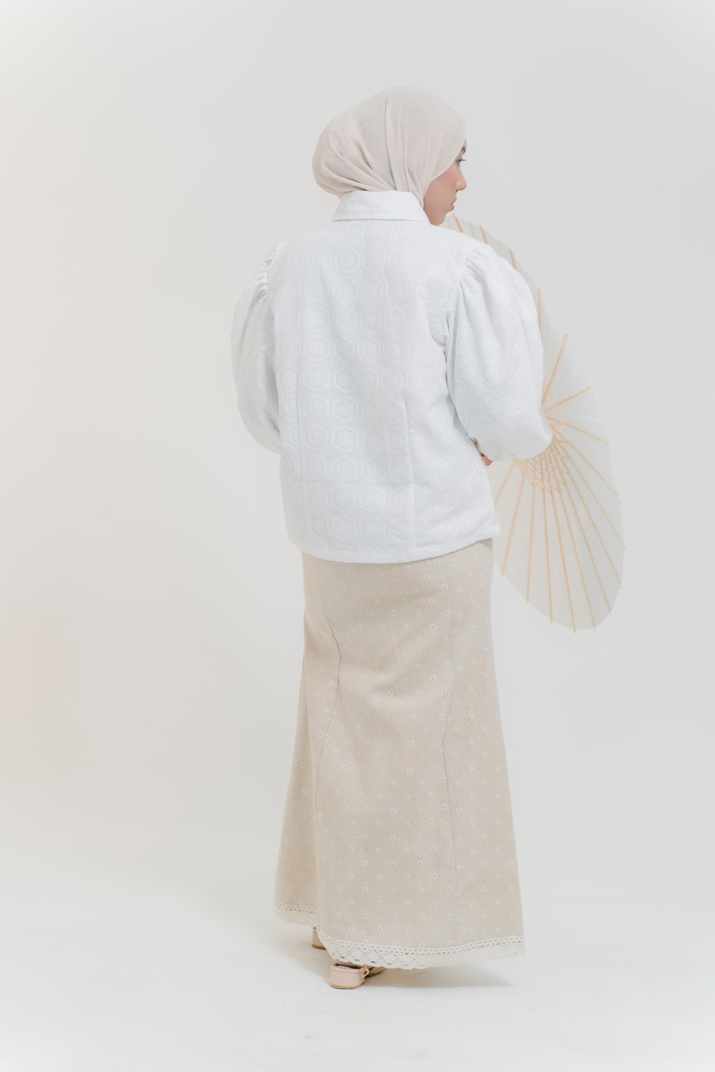 Bennet Top in Alabaster Prism