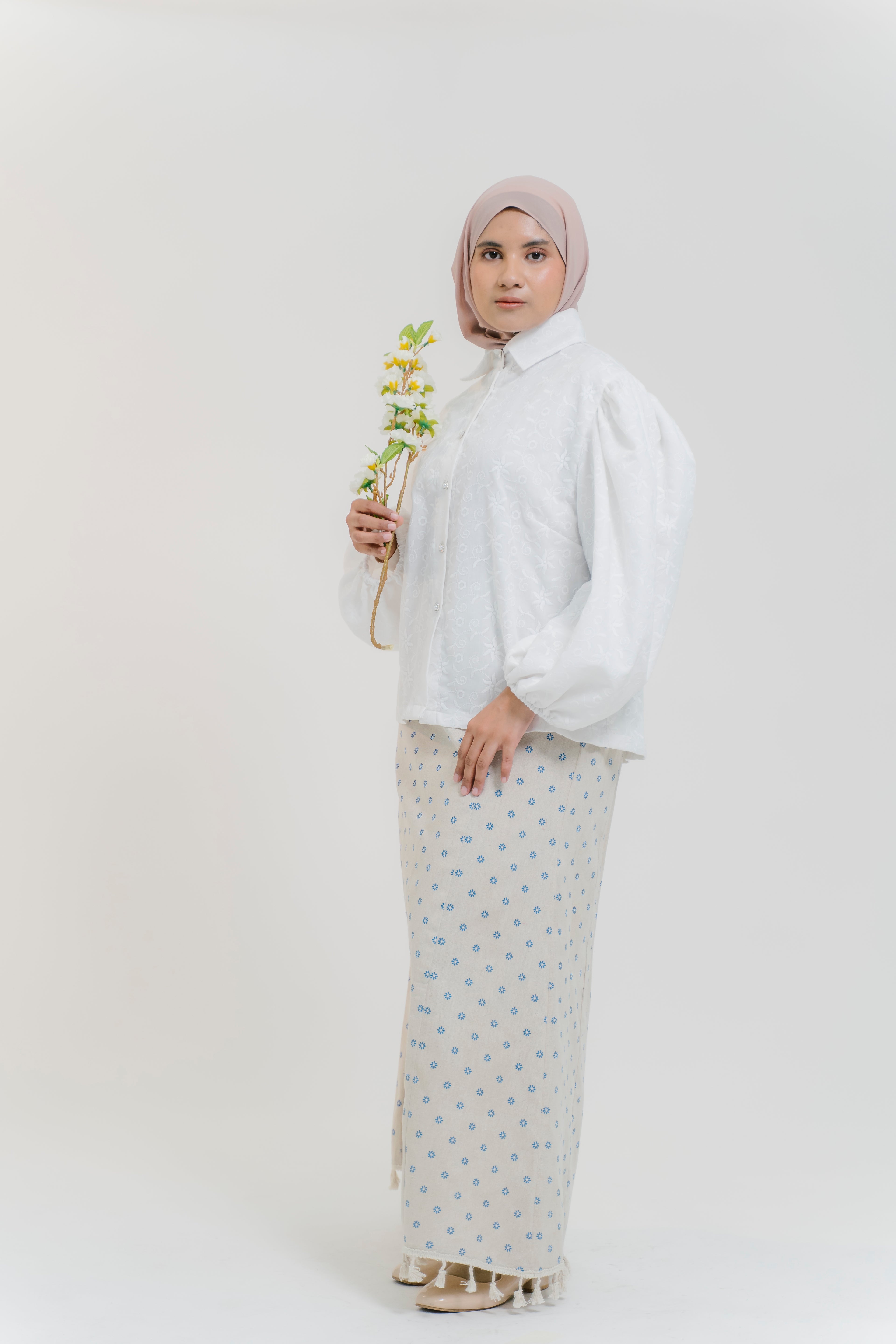 Lydia Skirt in Cerulean Ditsy Linen