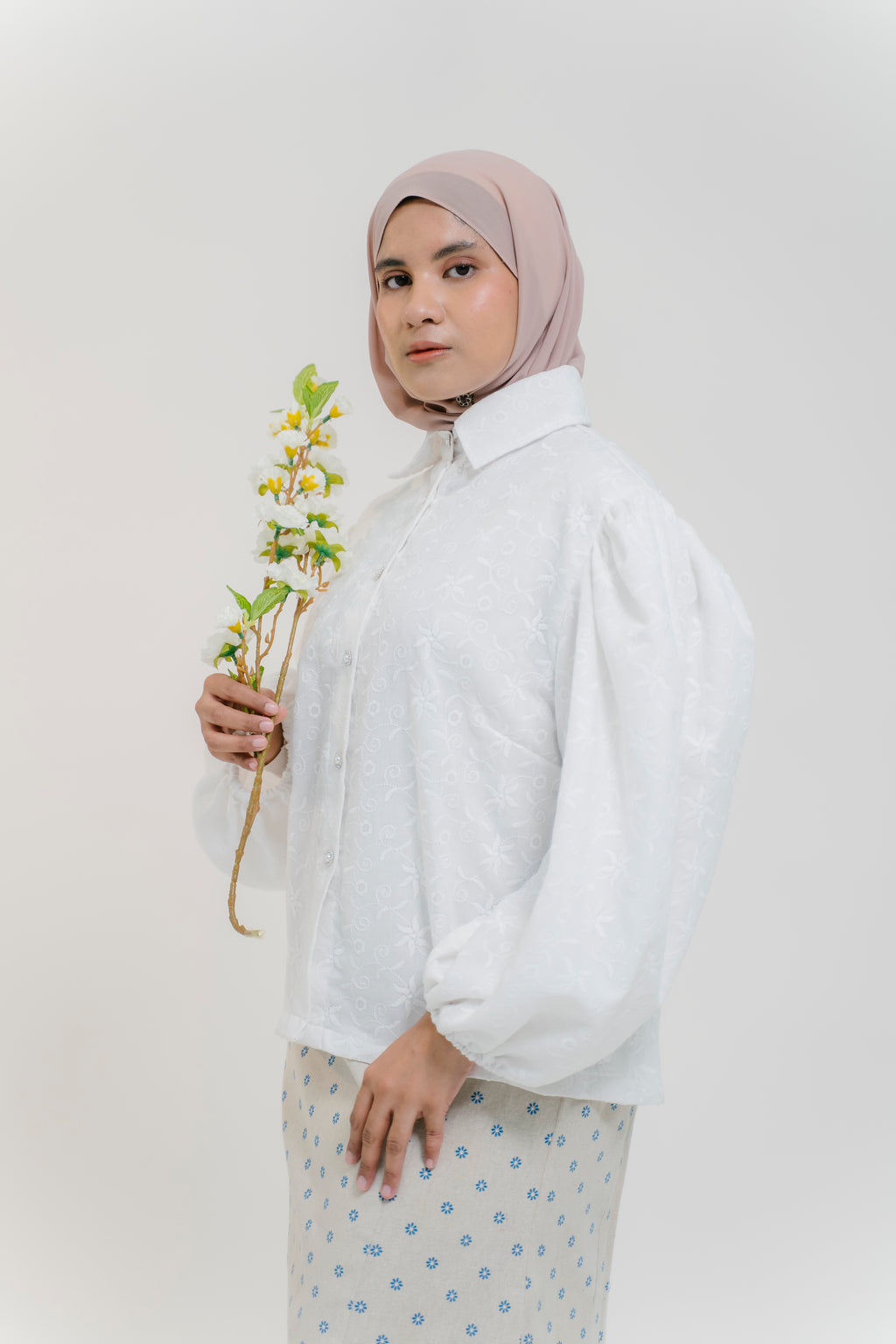 Bennet Top in Celestial Meadow