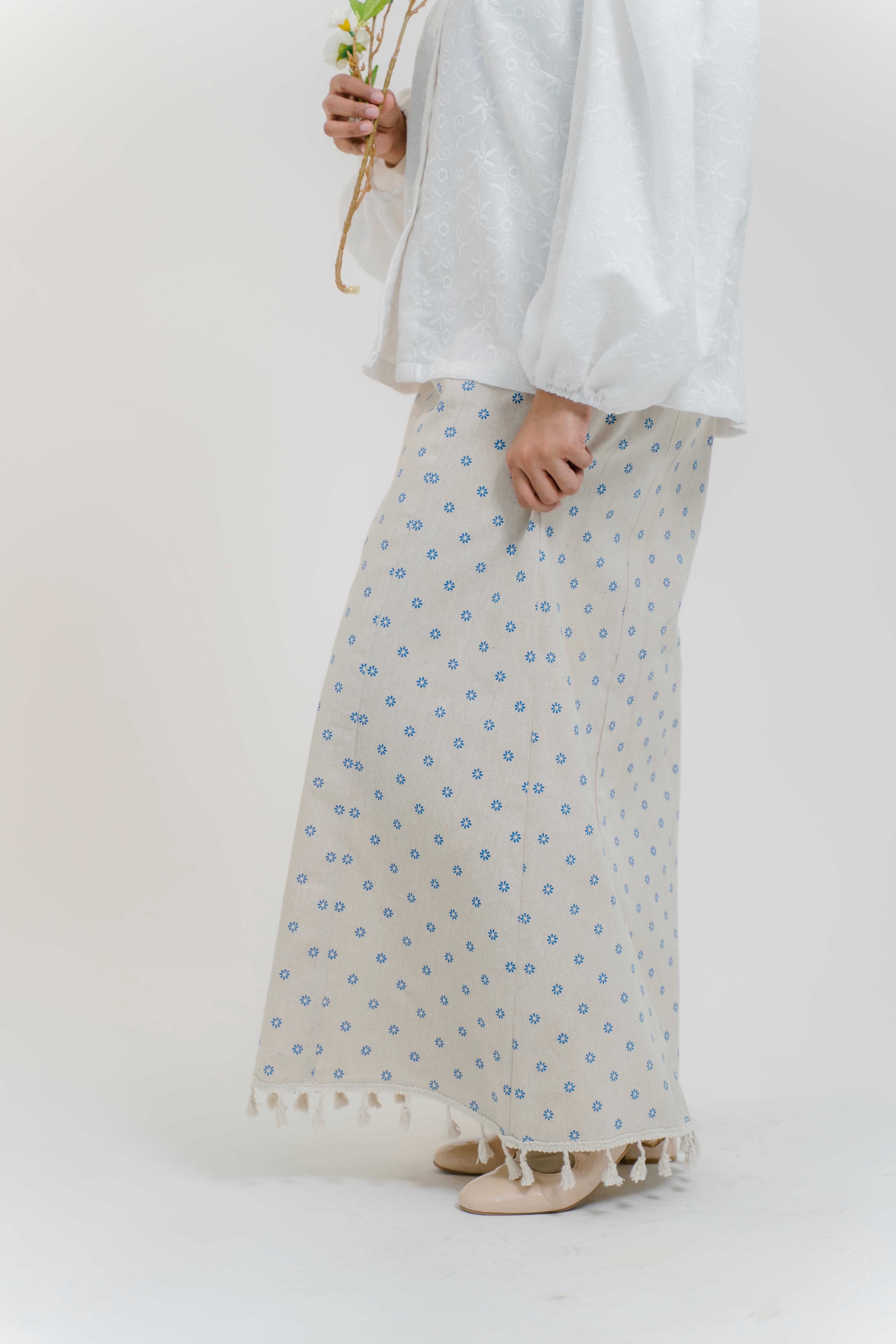 Lydia Skirt in Cerulean Ditsy Linen