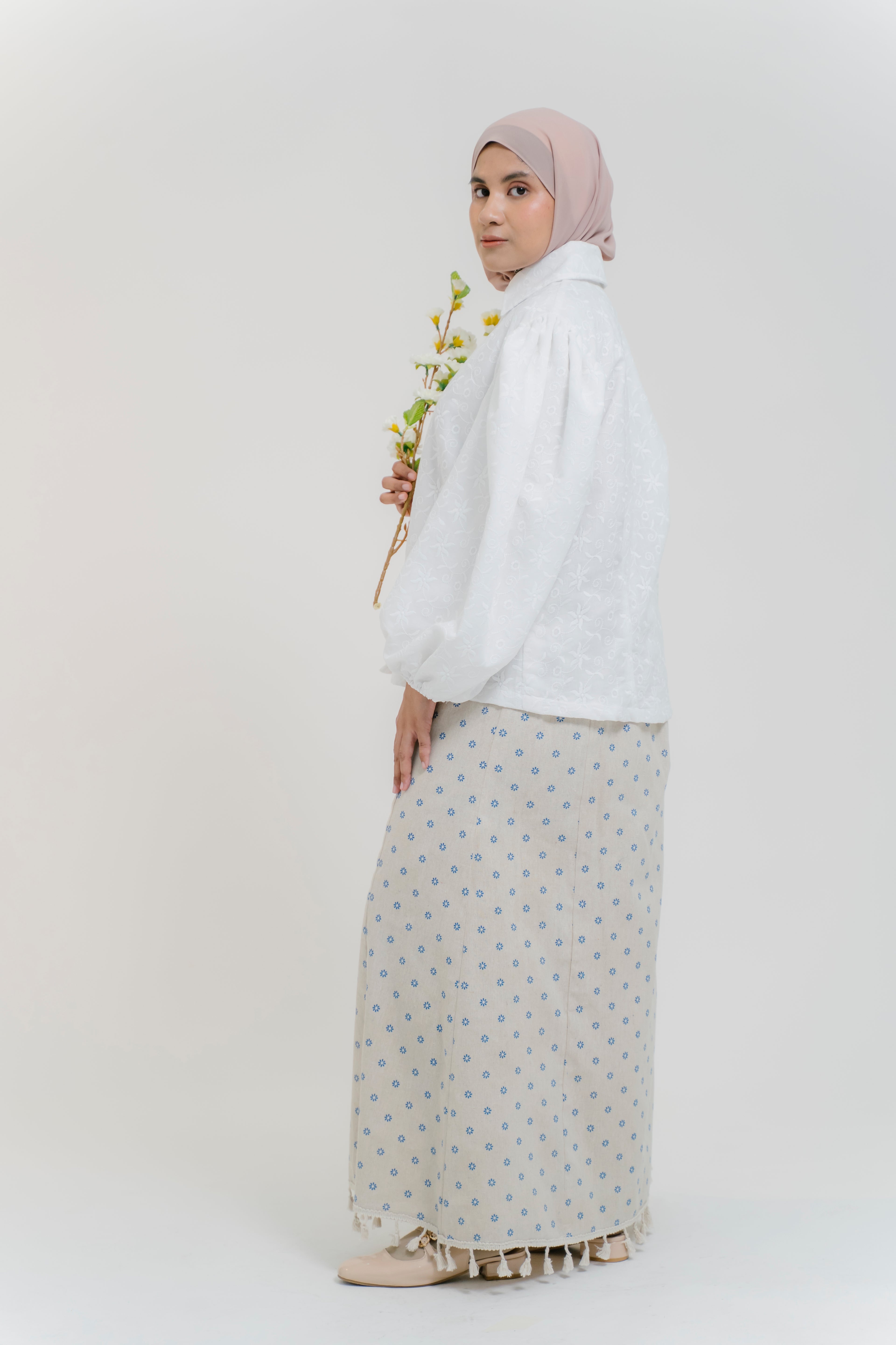 Lydia Skirt in Cerulean Ditsy Linen