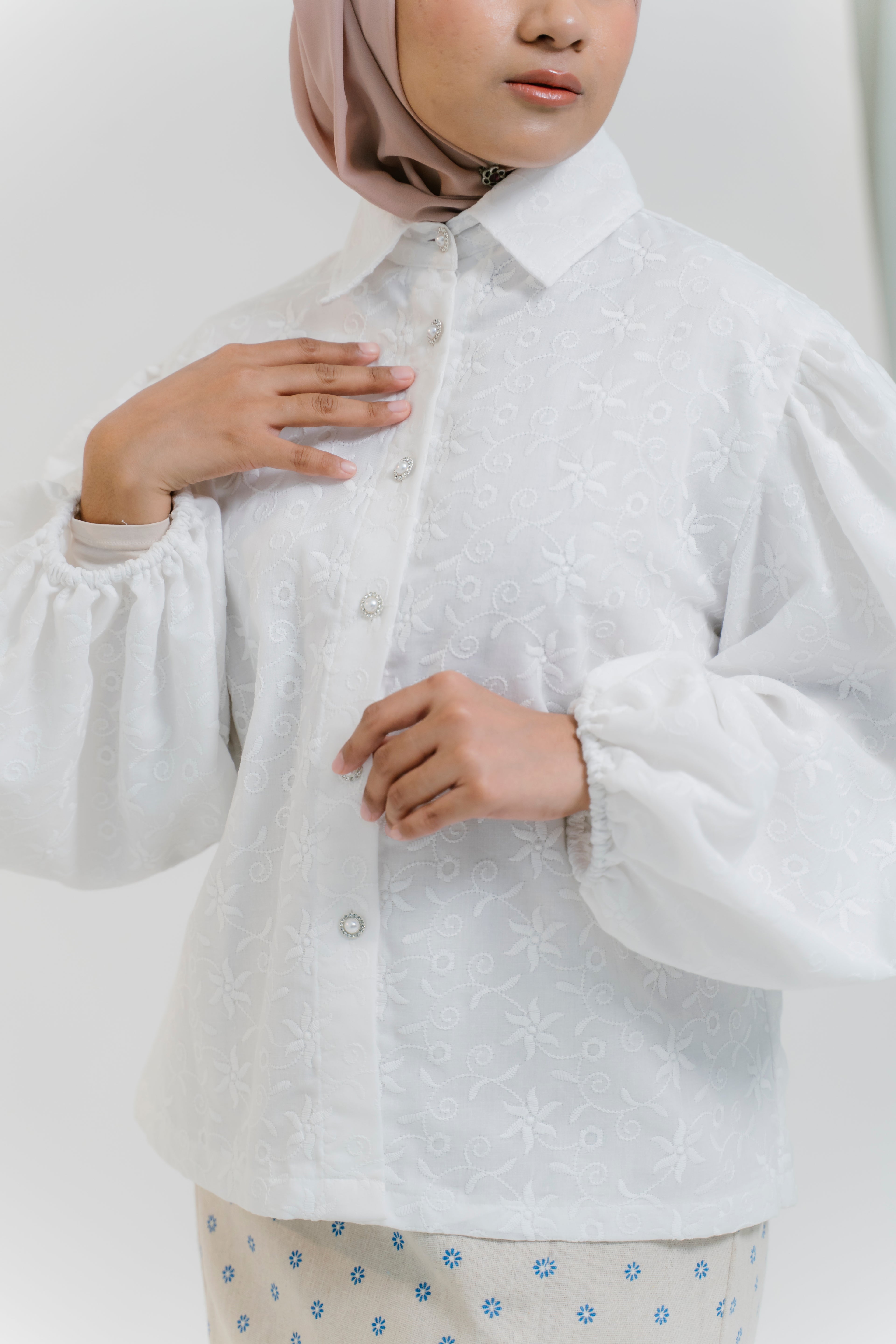 Bennet Top in Celestial Meadow