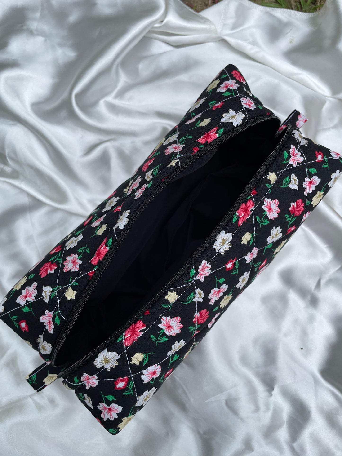 Noir Bloom Large Box Pouch