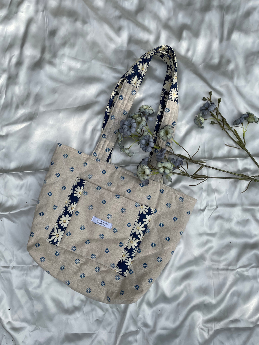 Cerulean Ditsy Linen Tote Bag - Daisies in the Night