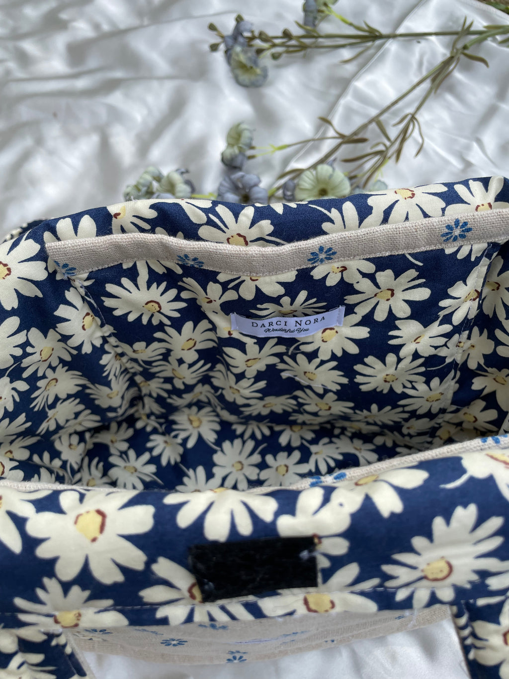 Cerulean Ditsy Linen Tote Bag - Daisies in the Night