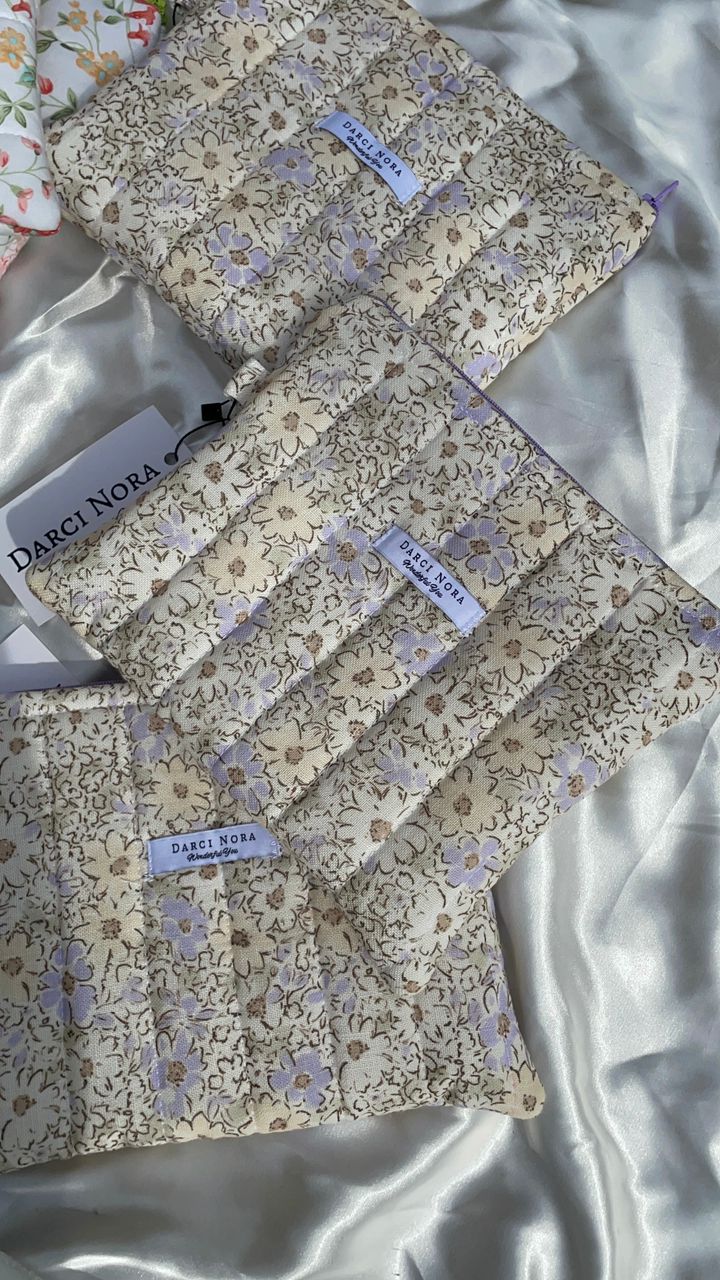 Spring Linen Everyday Pouch