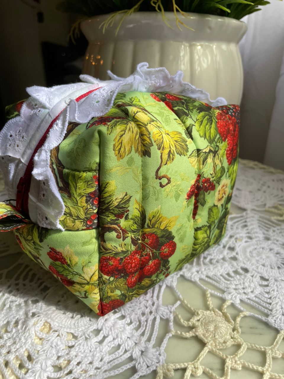 Berry Green Small Box Pouch - with trim