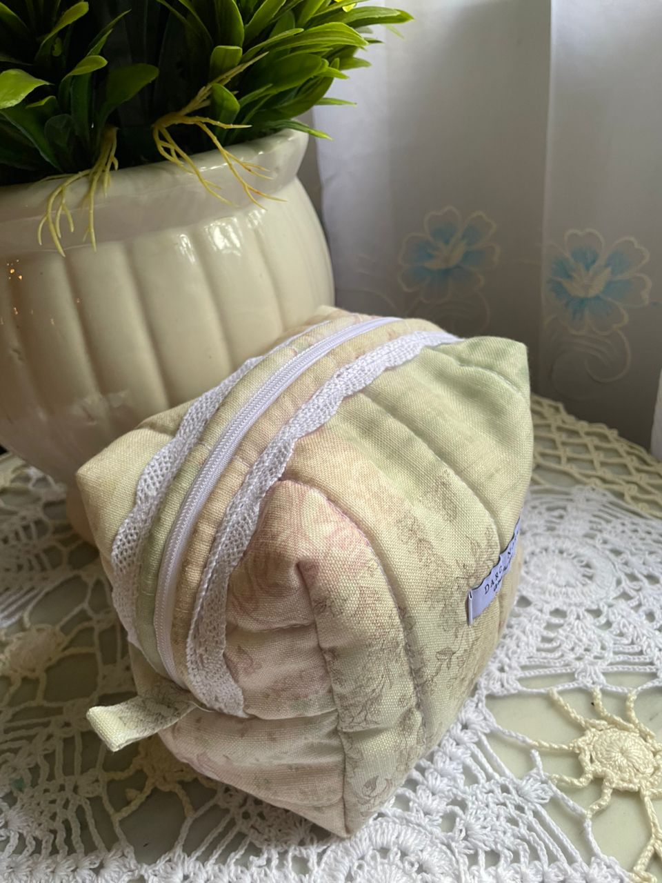 Tea-Linen Patchwork Small Box Pouch