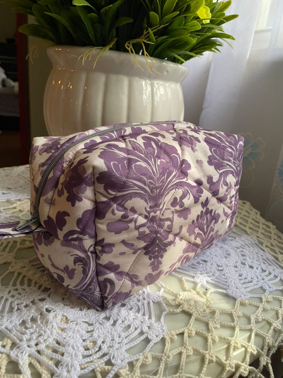 Hyacinth Wallpaper Medium Box Pouch