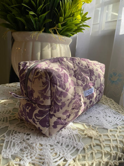 Hyacinth wallpaper Large Box Pouch