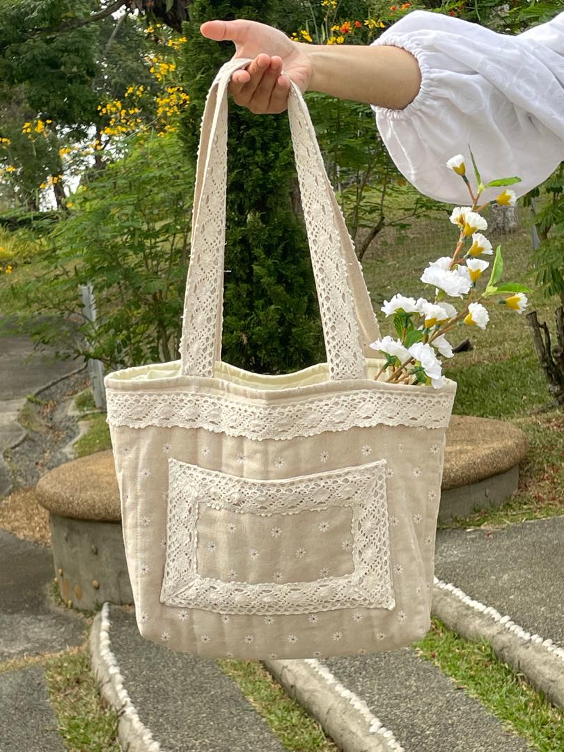 Oatmeal Ditsy Linen Tote Bag