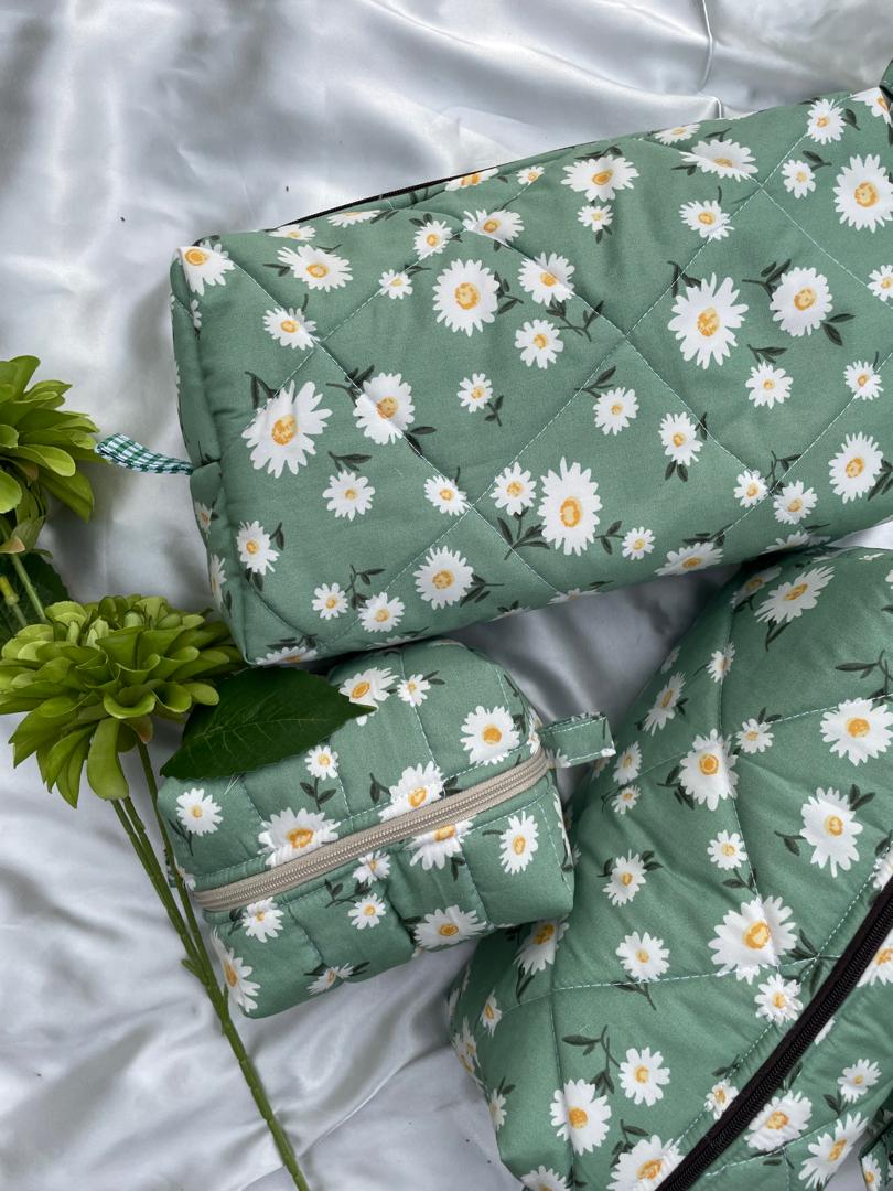 Daisy Field Large Box Pouch