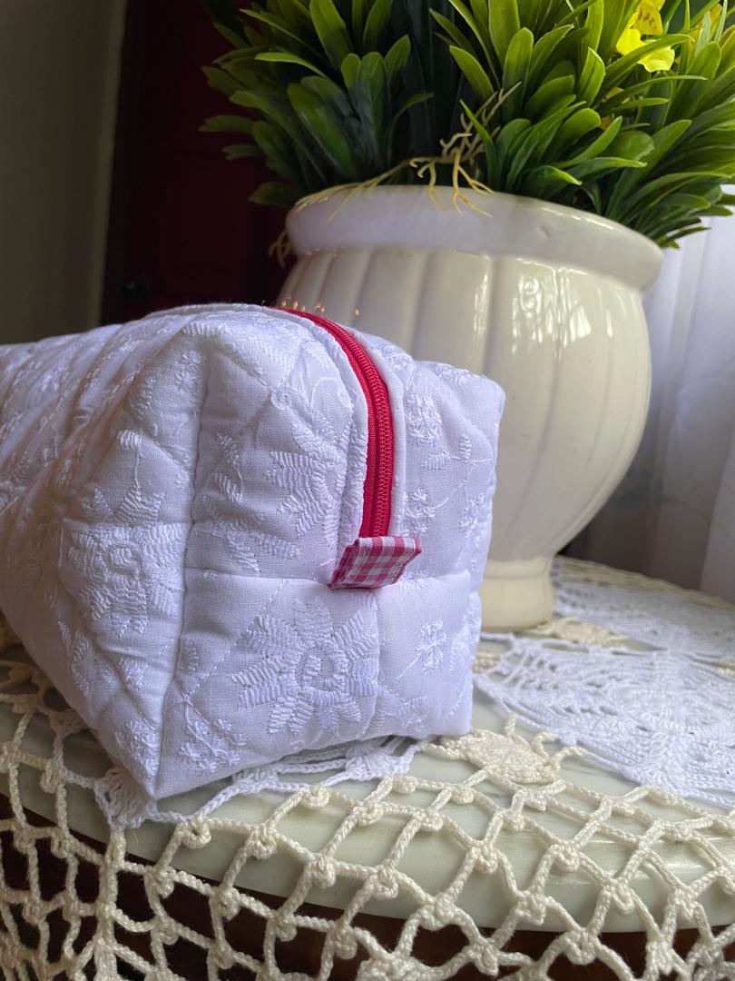 Daydream Floret Box Pouch