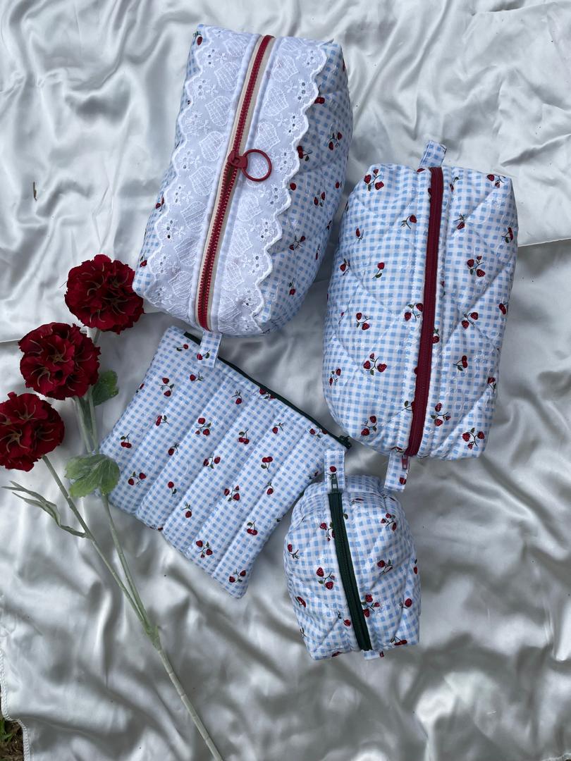 Strawberry Picnic Small Box Pouch