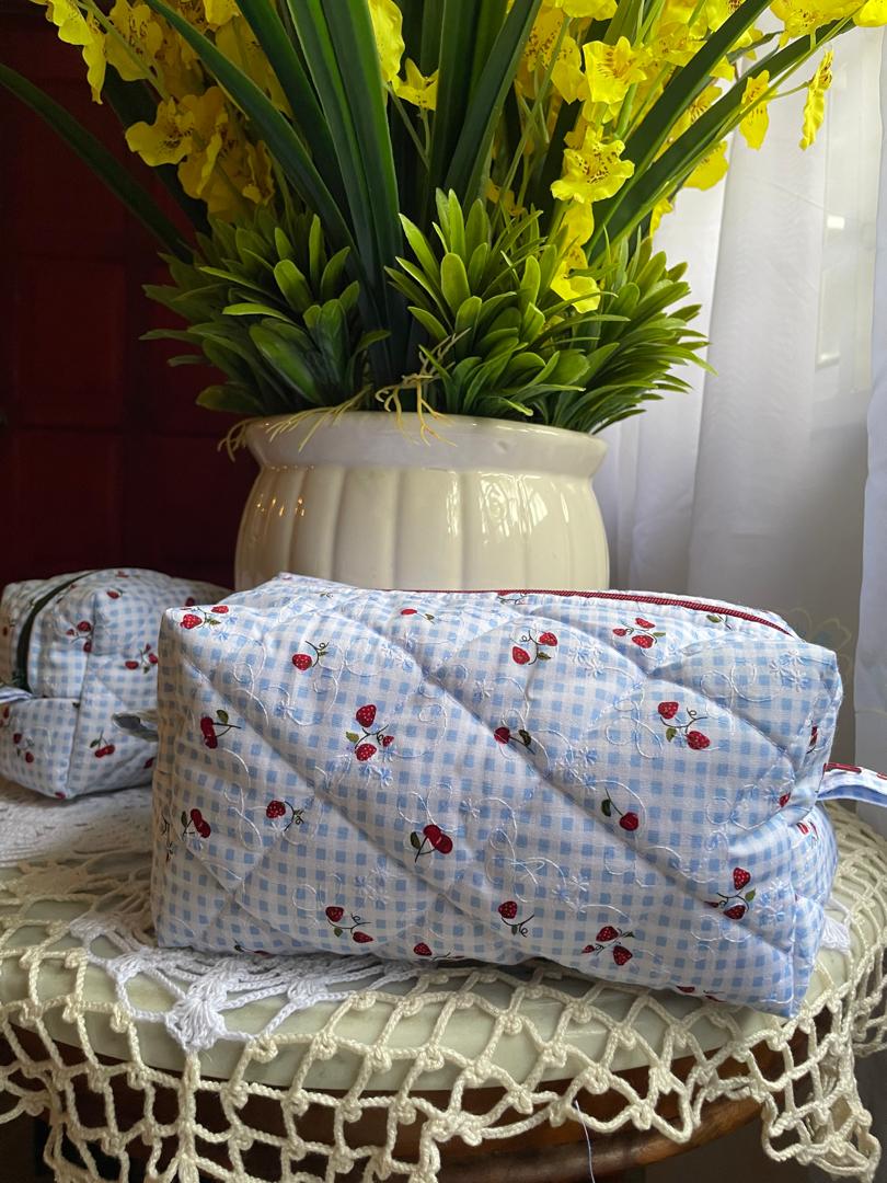 Strawberry Picnic Frilly Medium Box Pouch