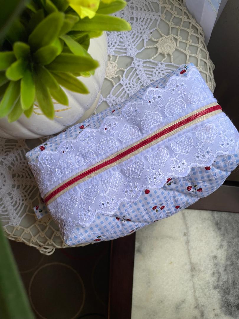 Strawberry Picnic Frilly Medium Box Pouch