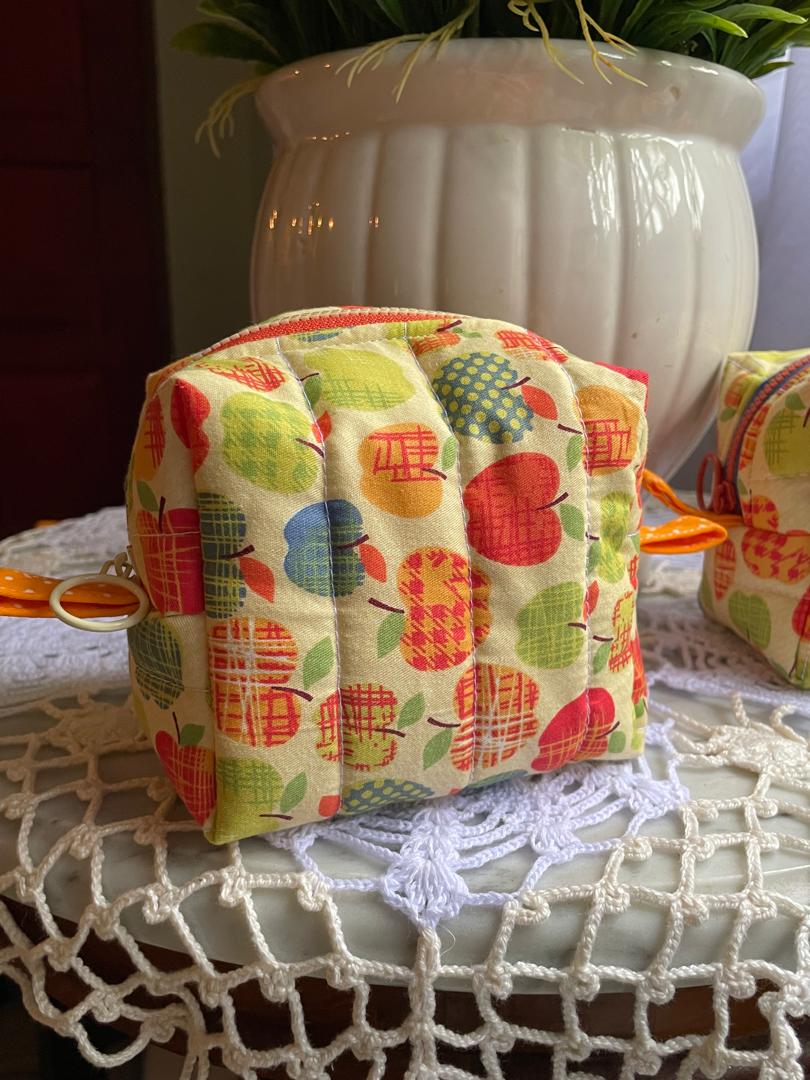 Fall Apples Small Box Pouch (Thick Zipper)