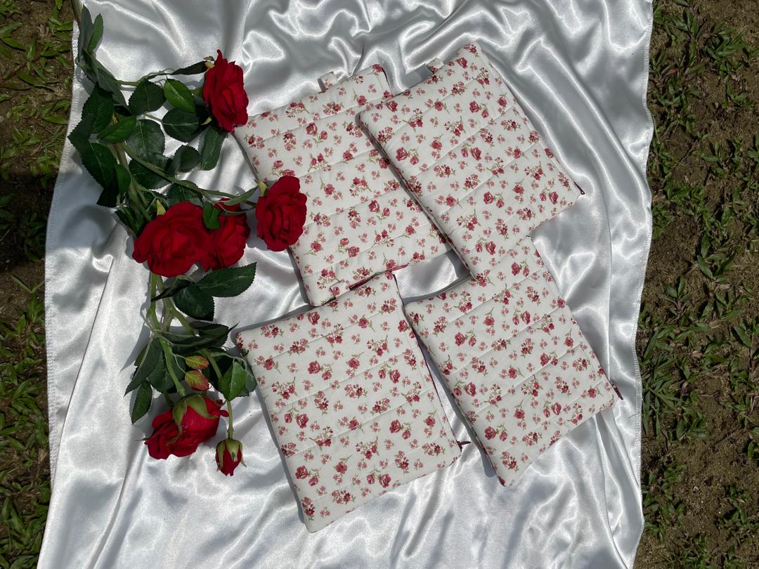 English Garden Everyday Pouch